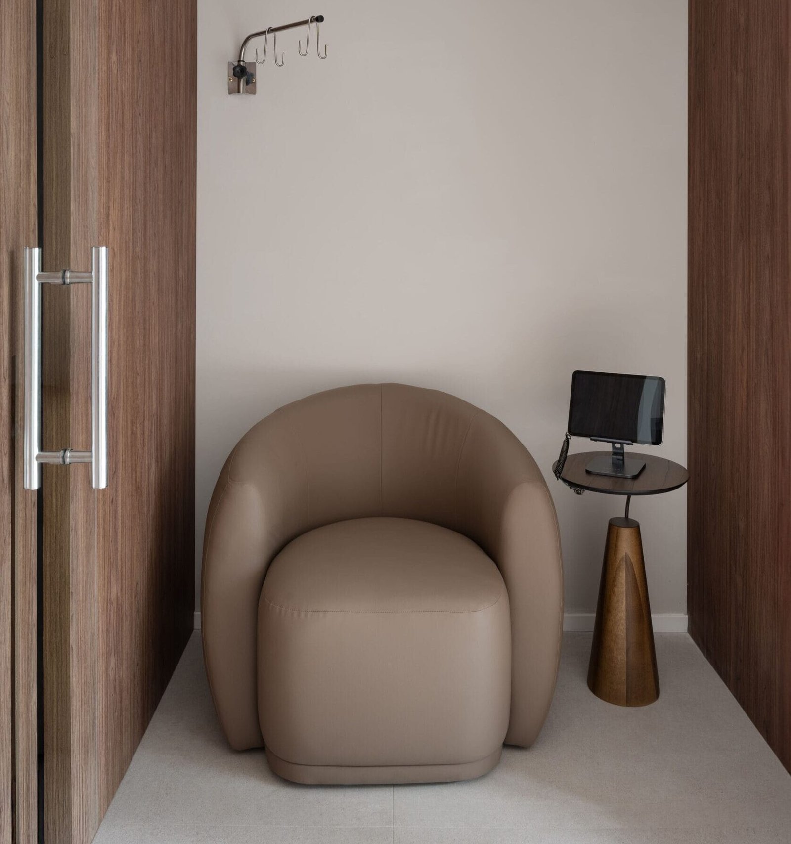 Sala de injetáveis e tratamentos da OÁS Clinic